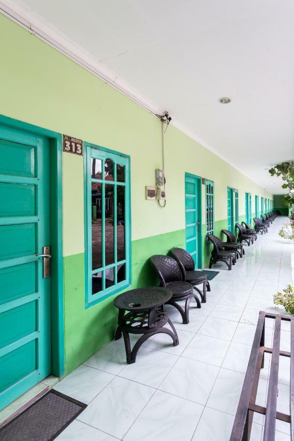 Oyo 754 Nur Aziziah Syariah 2* Balikpapan (Borneo)