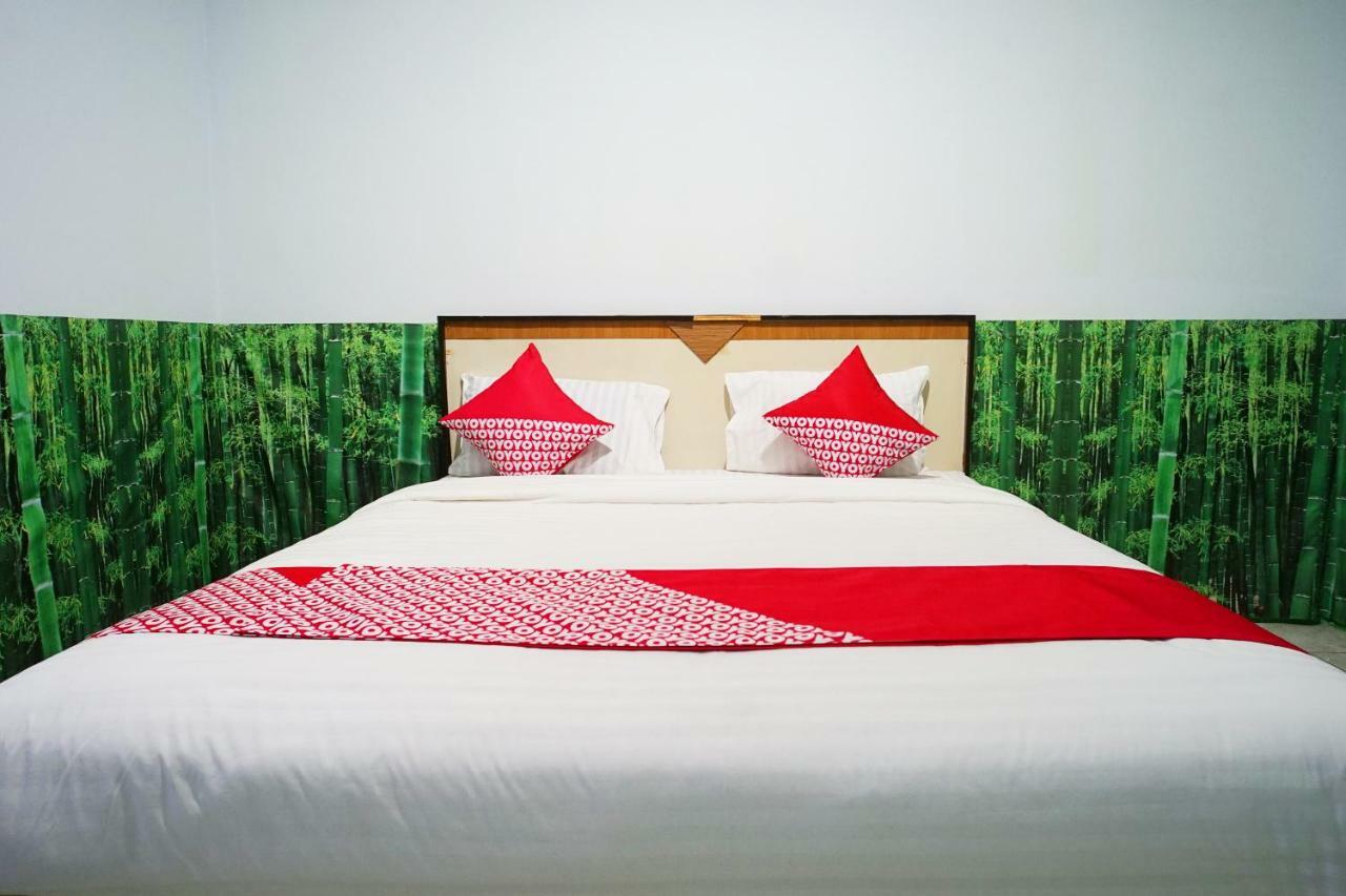 Hotel Oyo 754 Nur Aziziah Syariah 2*